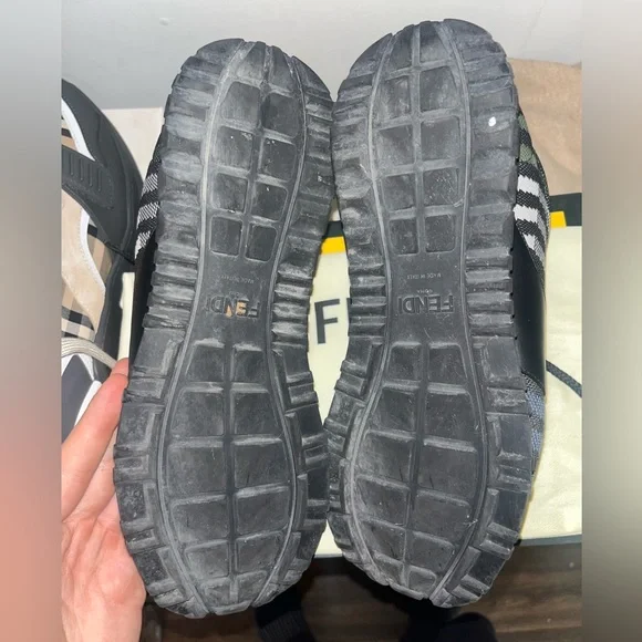 Fendi Striped Low Top Fabric Runner Sneakers